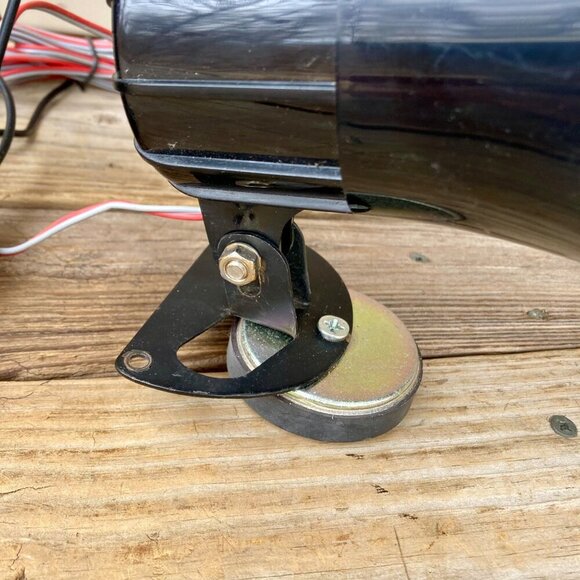 BearTrap SR30P Electronic Siren 12-volt Bear Trap Power Horn Siren WORKS! - Picture 4 of 7